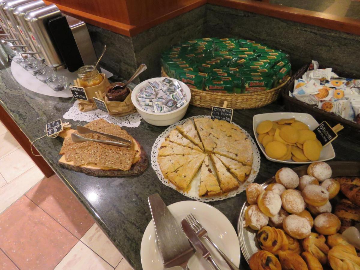 Hotel Italia 바셀가디피네 외부 사진